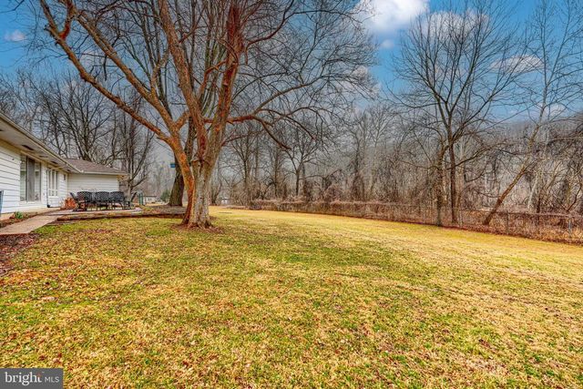 1 GUNPOWDER RD, Glen Arm, MD 21057