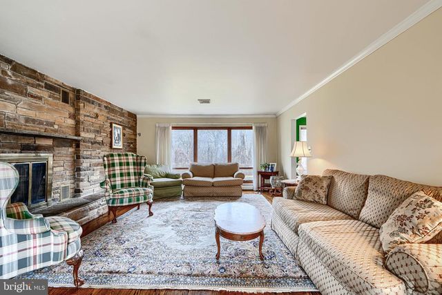 1 GUNPOWDER RD, Glen Arm, MD 21057