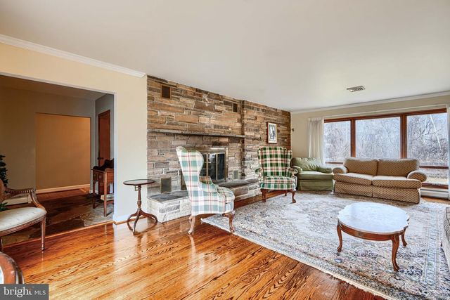 1 GUNPOWDER RD, Glen Arm, MD 21057