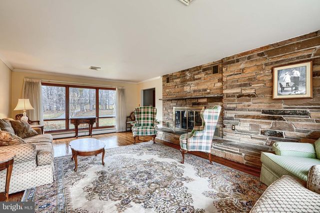 1 GUNPOWDER RD, Glen Arm, MD 21057