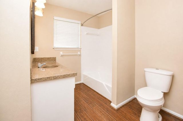 5723 Fm 2100 Road, Crosby, TX 77532