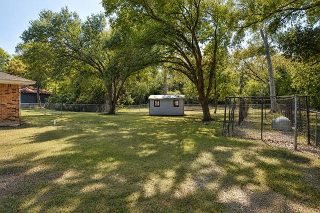 5723 Fm 2100 Road, Crosby, TX 77532