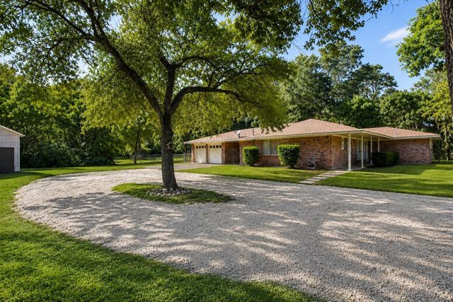 5723 Fm 2100 Road, Crosby, TX 77532