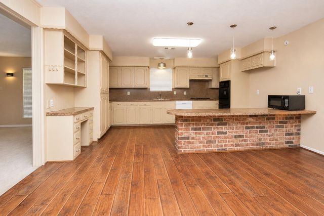 5723 Fm 2100 Road, Crosby, TX 77532