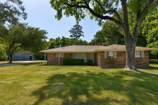 5723 Fm 2100 Road, Crosby, TX 77532