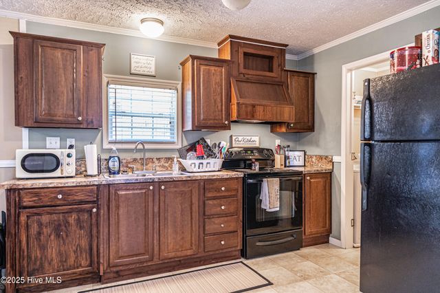 406 Wiregrass Road, Rockingham, NC 28379