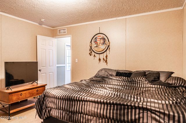 406 Wiregrass Road, Rockingham, NC 28379