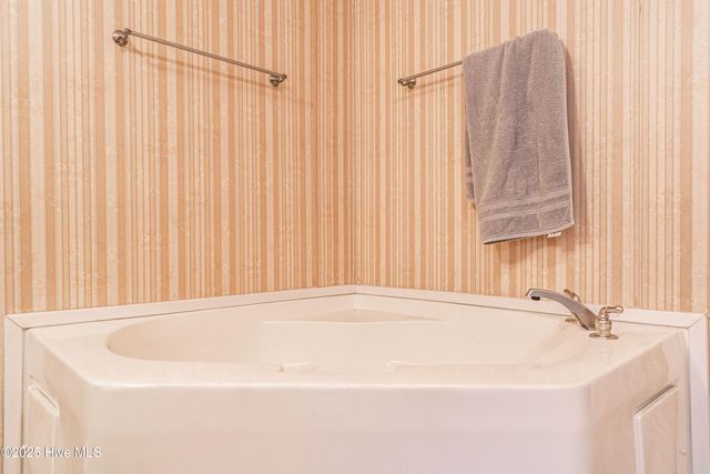 406 Wiregrass Road, Rockingham, NC 28379