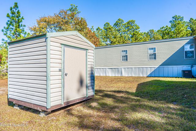 406 Wiregrass Road, Rockingham, NC 28379