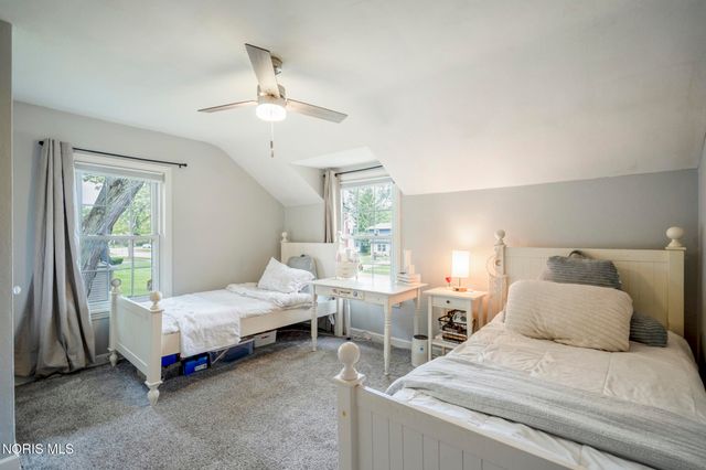 420 E 6th Street, Perrysburg, OH 43551