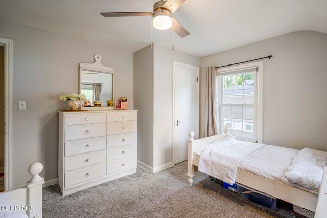 420 E 6th Street, Perrysburg, OH 43551