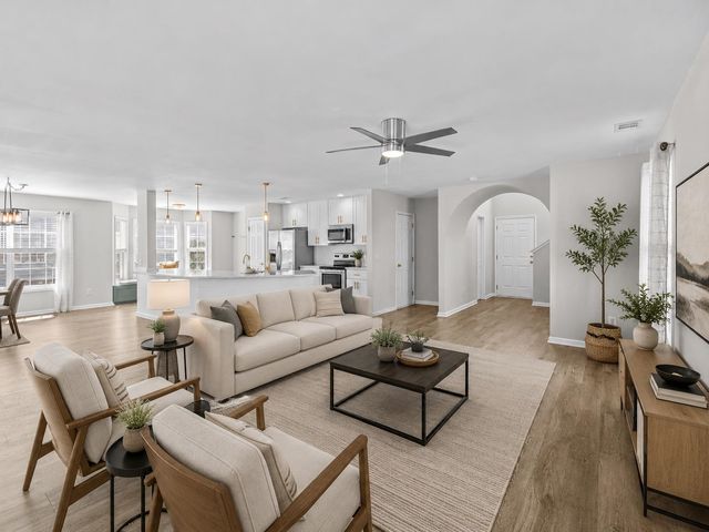 4501 Farm Lake Dr., Myrtle Beach, SC 29579