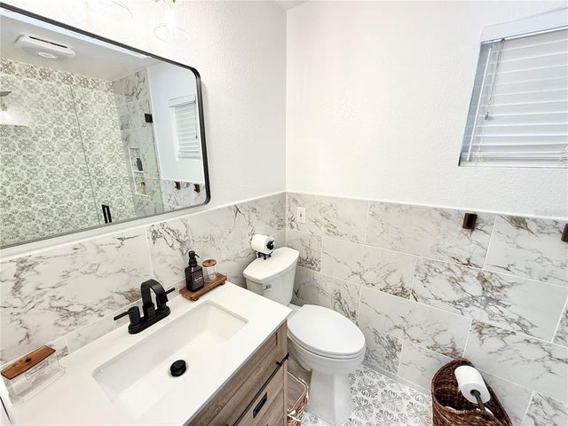 30586 PRESTWICK AVE, Mount Plymouth, FL 32776