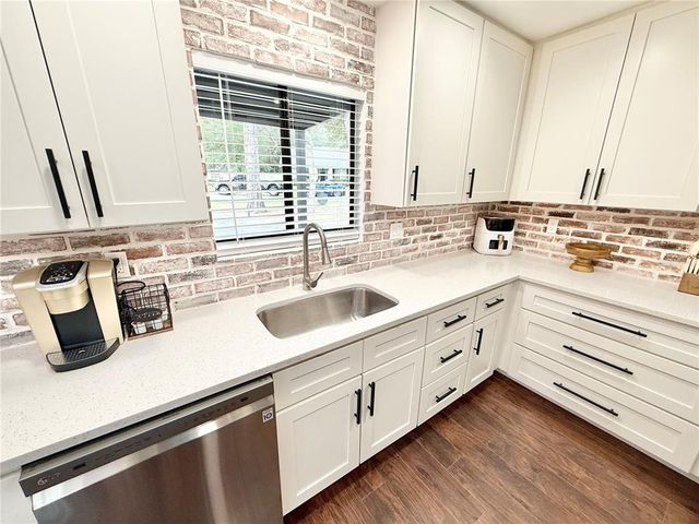 30586 PRESTWICK AVE, Mount Plymouth, FL 32776