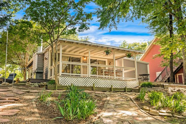 81 Windsor Drive, Pottsboro, TX 75076