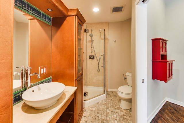 503 N Wells Street 3, Chicago, IL 60654