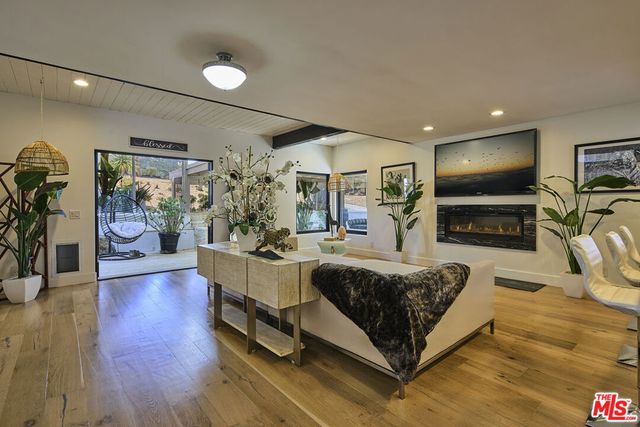 2266 Cold Canyon Road, Calabasas, CA 91302