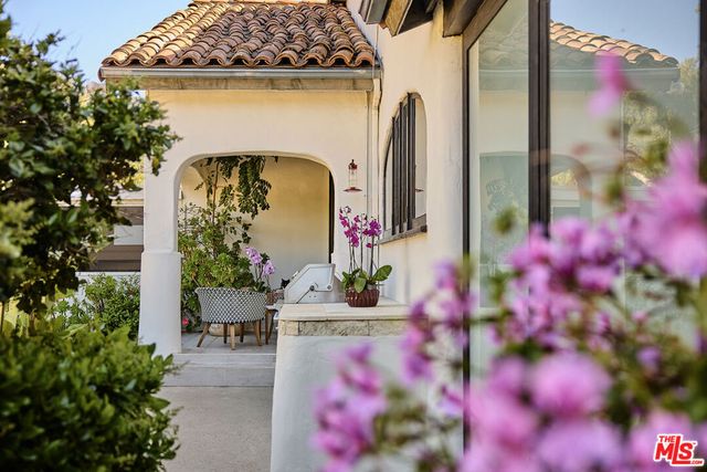 2266 Cold Canyon Road, Calabasas, CA 91302