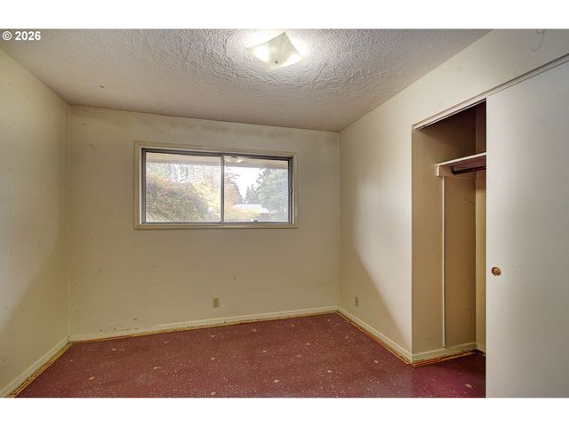 700 Nw 80TH St, Vancouver, WA 98665