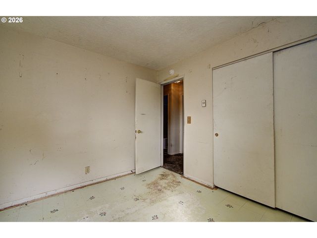 700 Nw 80TH St, Vancouver, WA 98665
