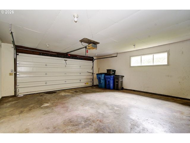 700 Nw 80TH St, Vancouver, WA 98665