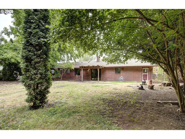 700 Nw 80TH St, Vancouver, WA 98665