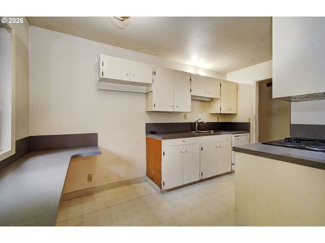 700 Nw 80TH St, Vancouver, WA 98665
