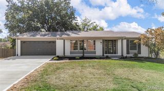1640 Sunnyridge Road, Ellisville, MO 63011