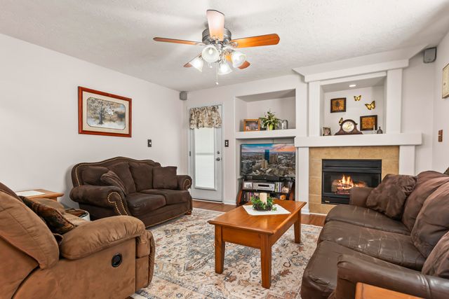 2708 Bay Cedar Cove, Lexington, KY 40511