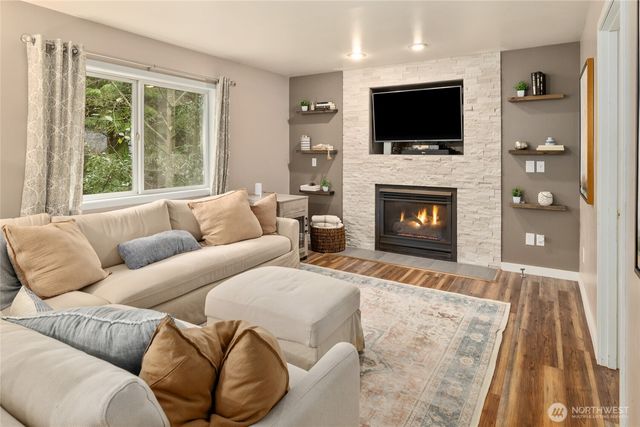 37007 22nd Avenue S, Federal Way, WA 98003