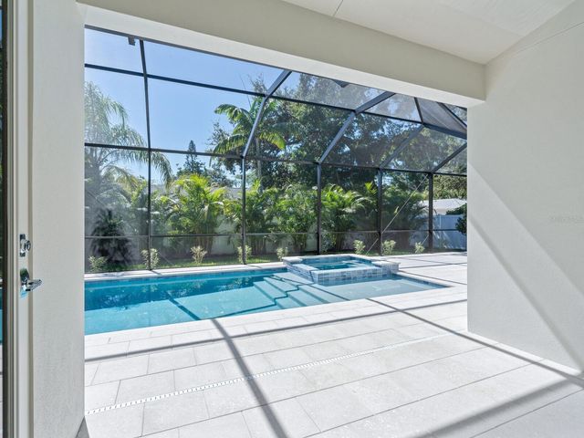 1876 MAGNOLIA STREET, Sarasota, FL 34239