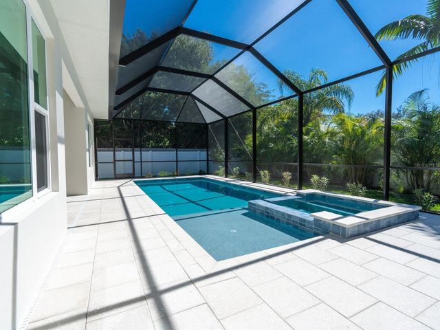 1876 MAGNOLIA STREET, Sarasota, FL 34239