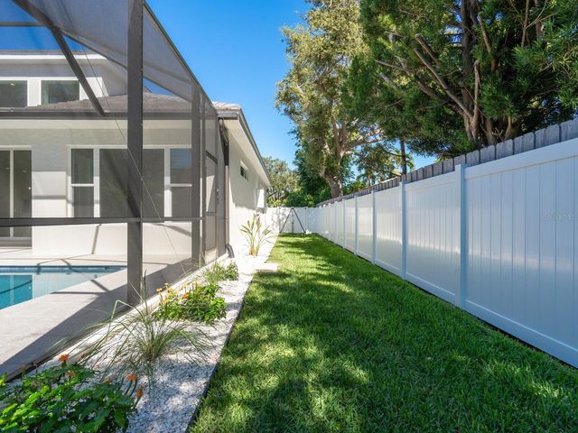 1876 MAGNOLIA STREET, Sarasota, FL 34239
