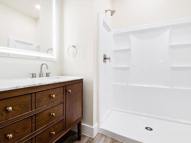 103 Bayside Circle, Malakoff, TX 75148