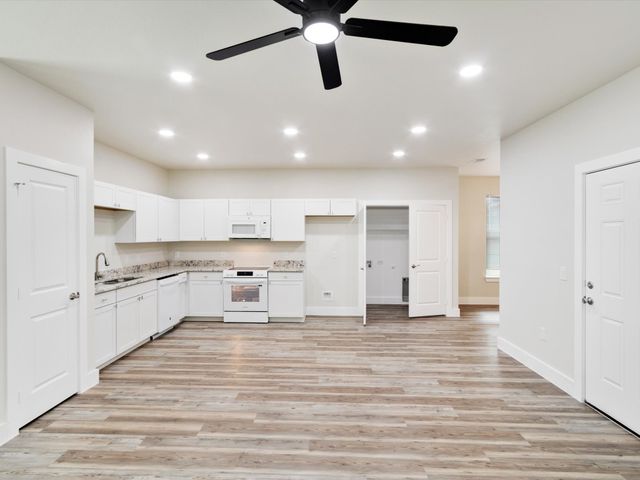 103 Bayside Circle, Malakoff, TX 75148