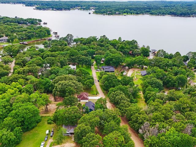 103 Bayside Circle, Malakoff, TX 75148