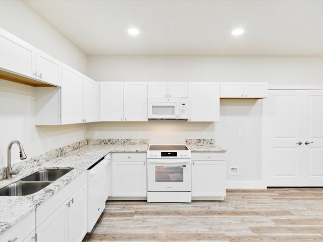 103 Bayside Circle, Malakoff, TX 75148