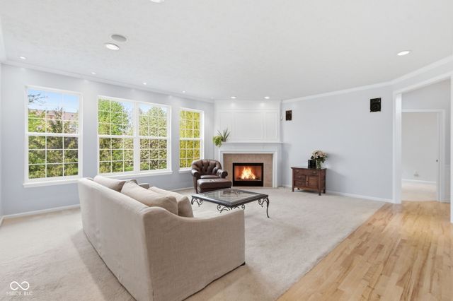 3868 Castle Rock Drive, Zionsville, IN 46077