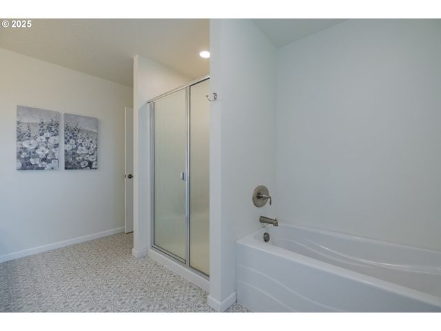 405 Nw JUNIPER Ln, Albany, OR 97321