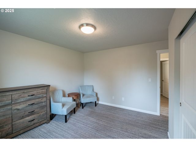 405 Nw JUNIPER Ln, Albany, OR 97321