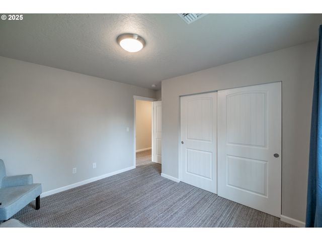 405 Nw JUNIPER Ln, Albany, OR 97321