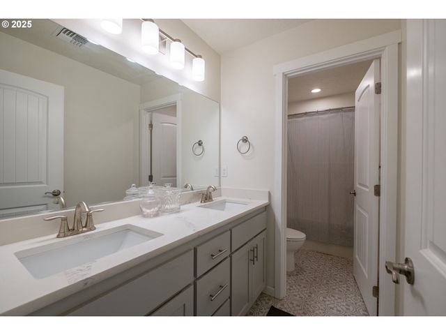 405 Nw JUNIPER Ln, Albany, OR 97321