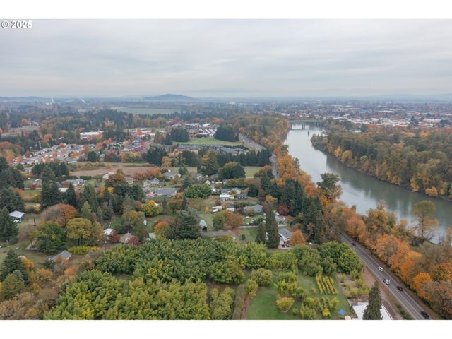 405 Nw JUNIPER Ln, Albany, OR 97321