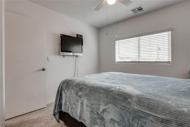 5256 Sherwood Forest Lane, Las Vegas, NV 89122