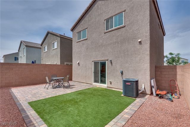 5256 Sherwood Forest Lane, Las Vegas, NV 89122