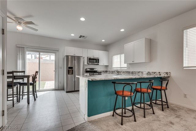 5256 Sherwood Forest Lane, Las Vegas, NV 89122