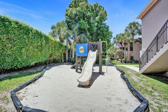 708 Belmont Place, Boynton Beach, FL 33436
