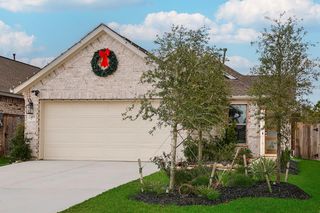 249 Trapper Creek Drive, Conroe, TX 77304