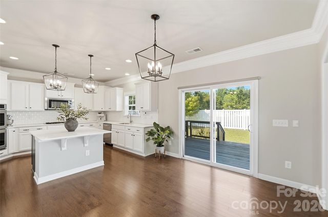 10038 Travertine Trail, Davidson, NC 28036