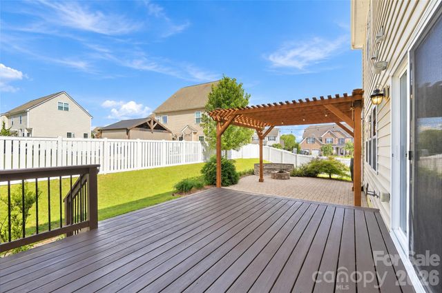 10038 Travertine Trail, Davidson, NC 28036